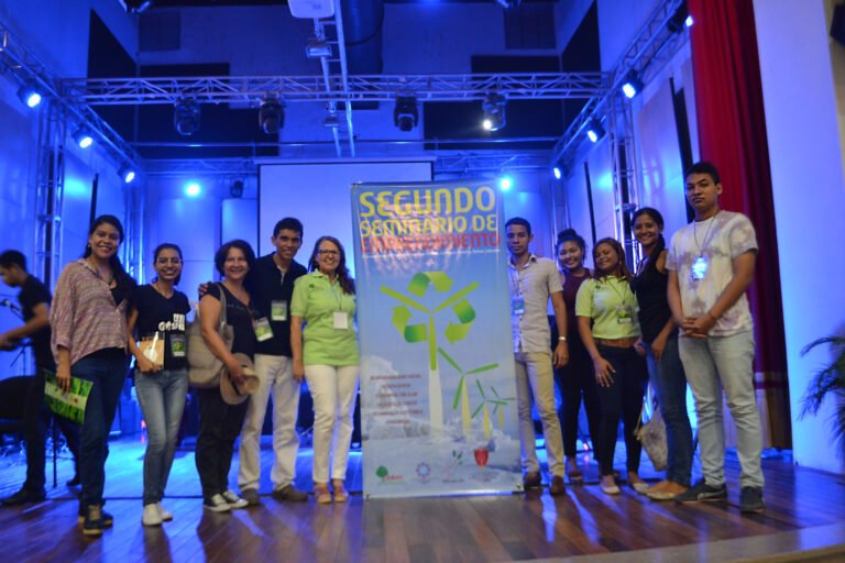 Seminario de Emprendimiento UNIBAC